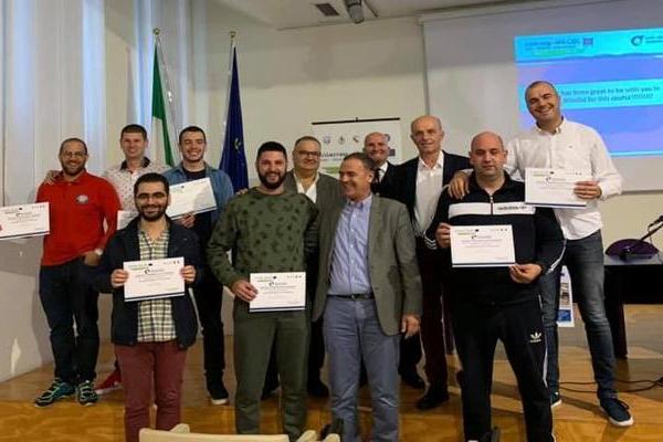 Participant of advanced workshop awarded with certificates for successfully completed training